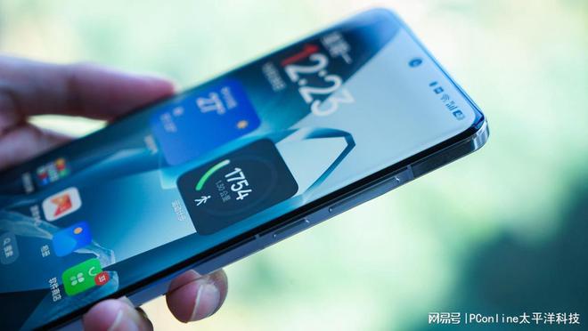 三擎助力！一加 13从日常到游戏都给力！(图1)