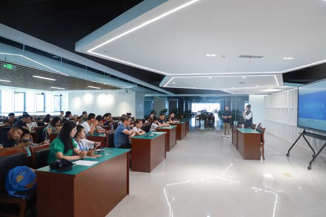 “秋假”何处去？一起来天府新区“追光”！