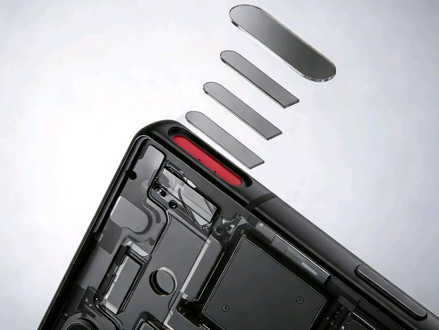 iQOO15UItra确定春节前发布性能配置曝光游戏肩键回归(图2)